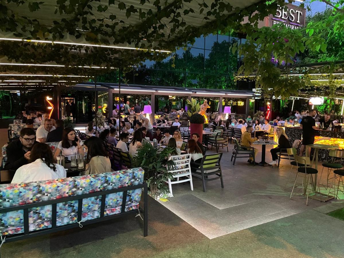 Hotel Best Ploiesti Luaran gambar