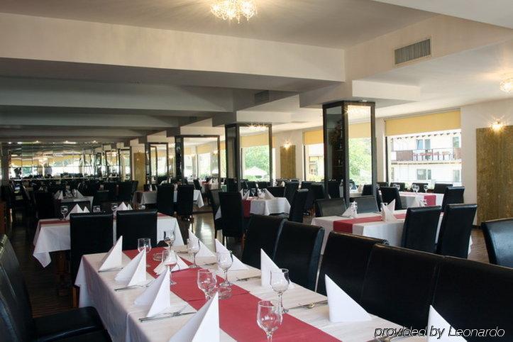 Hotel Best Ploiesti Restoran gambar
