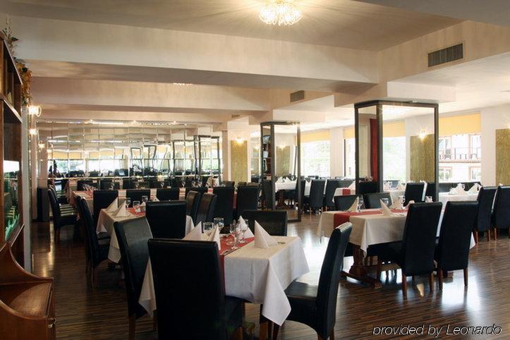 Hotel Best Ploiesti Restoran gambar