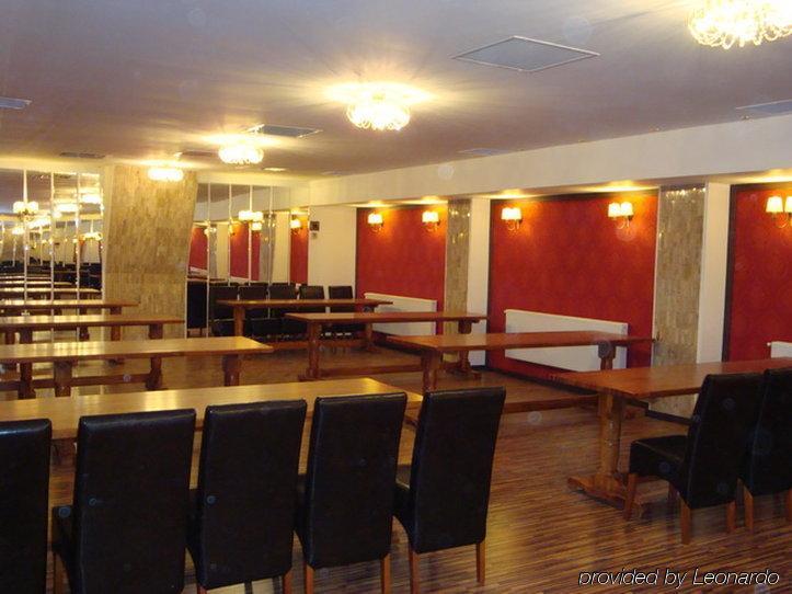 Hotel Best Ploiesti Restoran gambar