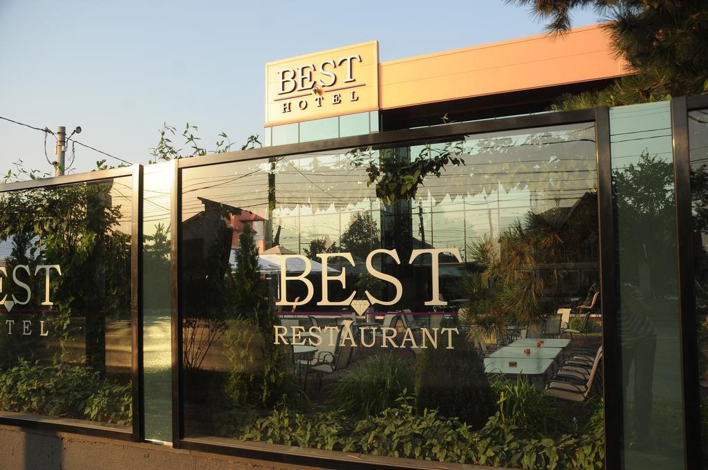 Hotel Best Ploiesti Luaran gambar